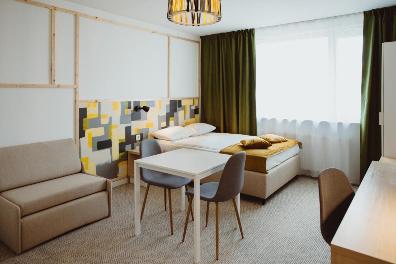 Arche Hotel Poloneza Варшава Экстерьер фото