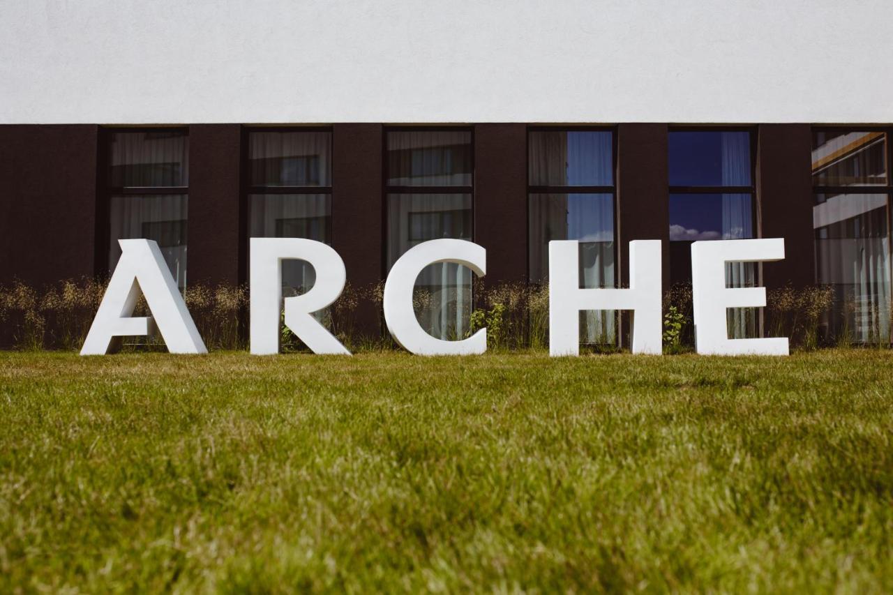 Arche Hotel Poloneza Варшава Экстерьер фото